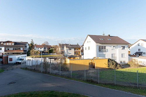 Exklusiver Neubau! Zeitgemäßes Reiheneckhaus auf großem sonnigen Grundstück - Bild 3069701
