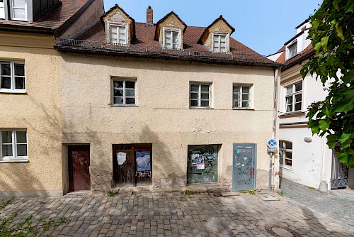 Steuersparer aufgepasst! Sanierungsbedürftiges Denkmal-Wohn-/Geschäftshaus im Zentrum von Freising - Bild 3069650
