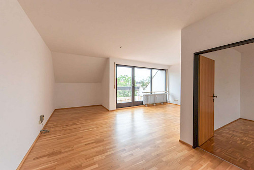 Schmankerl! Großzügig geschnittene 2-Zimmer-Eigentumswohnung mit Dachterrasse in Innenstadtlage - Bild 3612420