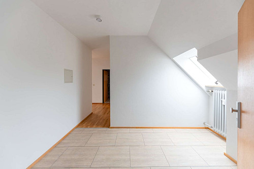 Schmankerl! Großzügig geschnittene 2-Zimmer-Eigentumswohnung mit Dachterrasse in Innenstadtlage - Bild 3612420