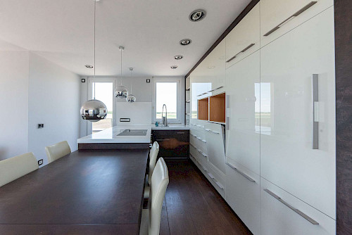 Möbliertes Luxus-Penthouse mit 4,5 Zimmern am südlichen Ortsrand von Neufahrn - Bild 3633016
