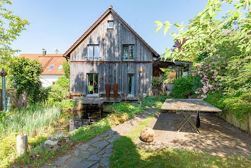 Wie verzaubert! Gemütliches, kleines Einfamilienhaus mit traumhaftem Garten - Bild 3622793