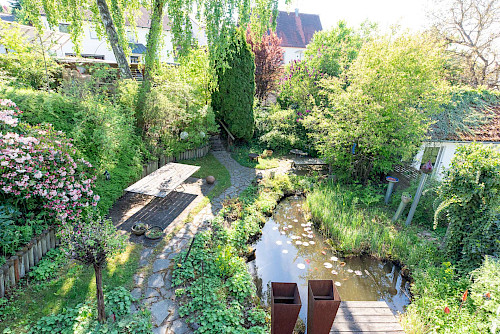 Wie verzaubert! Gemütliches, kleines Einfamilienhaus mit traumhaftem Garten - Bild 3622793