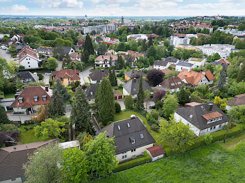 Klassiker! Walmdach-Villa mit Alpenblick in bester Lage - Bild 3069652
