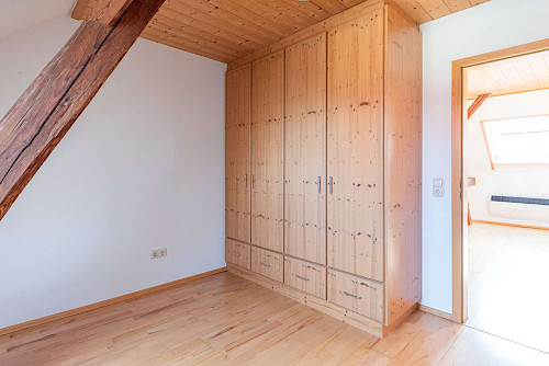 Zu vermieten! Gemütliche 2-Zimmer-Dachgeschosswohnung - Bild 3821542