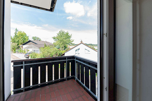 Viel Platz für die Familie! Helle Erdgeschosswohnung mit großer Terrasse - Bild 3957133