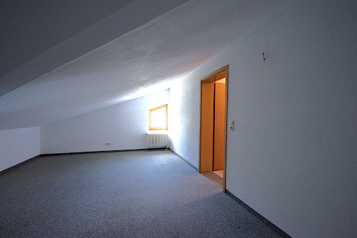 Gemütlichkeit unterm Dach! 1,5-Zimmer-Eigentumswohnung mit Wintergarten - Bild 4153519