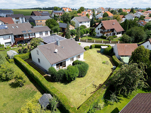 Raum für Neues! Traumhaftes Baugrundstück mit Altbestand - Bild 4317237
