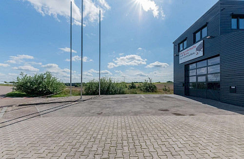 Zu vermieten! Moderne Halle/ Werkstatt mit Büro und Lager - Bild 3948548