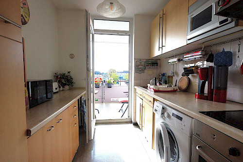 Top Schnitt! Großzügige 2-Zimmer-Eigentumswohnung mit Süd-Balkon - Bild 4409660