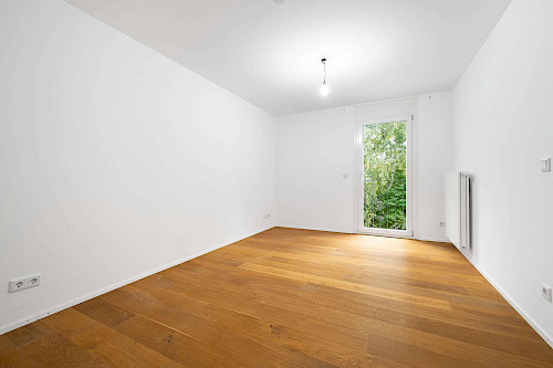 Optik und Technik in Bestform! Neuwertiges Reihenhaus mit Garten und Dachterrasse - Bild 4465347