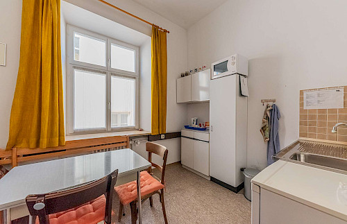 Mittendrin! Gut geschnittene Gewerbefläche in denkmalgeschützem Objekt in 1-A-Lage - Bild 4491339