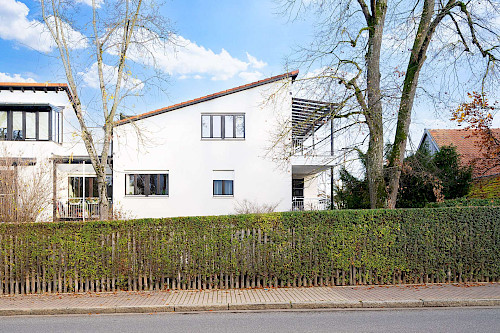 2 Dachterrassen inklusive! Traumhaft geschnittene 3-Zimmer-Wohnung mit Blick auf den Wasserturm - Bild 4532010