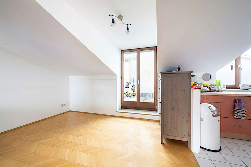 2 Dachterrassen inklusive! Traumhaft geschnittene 3-Zimmer-Wohnung mit Blick auf den Wasserturm - Bild 4532010