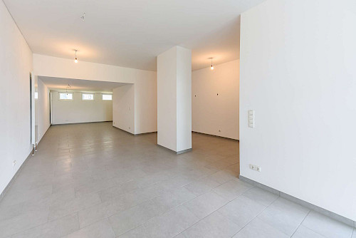 Stecken Sie Ihre Geschäftsmiete selber ein! Charmante Laden-/Bürofläche in schöner Lage - Bild 4715957