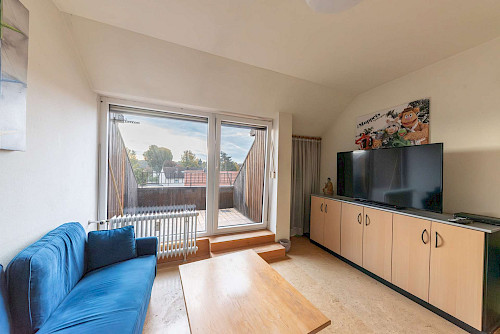 Kleine Dachterrassenwohnung! Vermietete 2-Zimmer-Eigentumswohnung in gesuchter Lage - Bild 4486972