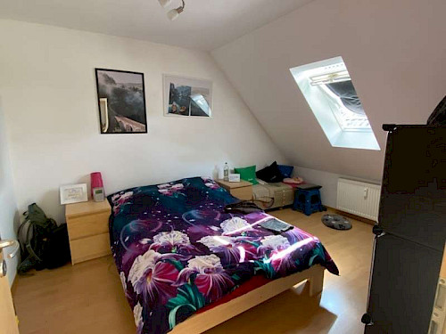 Zu vermieten! Sonnige 3-Zimmer-Maisonette-Wohnung mit Süd-Dachterrasse - Bild 4672384