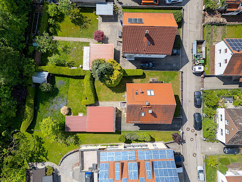 Gartentraum! Zweifamilienhaus mit wunderbarem Garten in schöner Lage - Bild 3634168