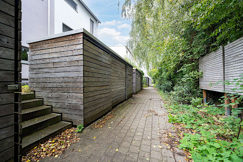 Optik und Technik in Bestform! Neuwertiges Reihenhaus mit Garten und Dachterrasse - Bild 4465347