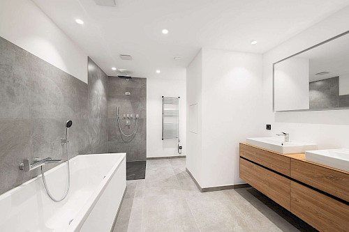 Luxuriös und ästhetisch! Reizvolles Penthouse mit einmaligem Wohngefühl - Bild 4769336