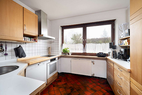 Groß und günstig! Renovierungsbedürftiges Reiheneckhaus in Vötting - Bild 3069697