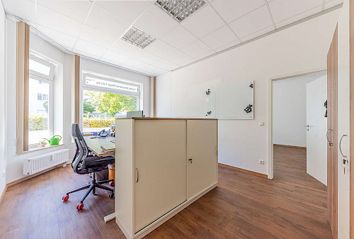 Hier werden Sie gesehen! Moderne Büro-/Praxis-/Ladenfläche in Zentrums- und Bahnhofsnähe - Bild 4317515