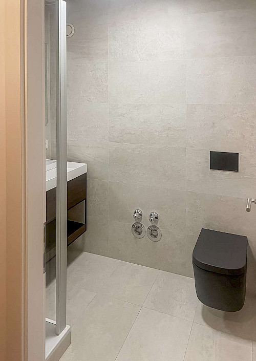 Top Rendite! Frisch renoviertes 1-Zimmer-Apartment mit exklusiver Ausstattung im Freisinger Norden - Bild 4840264