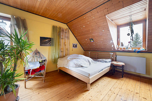 Familiäres Wohnen mit Wohlfühlfaktor! Charmantes Raumwunder in Zentrumsnähe - Bild 4888396