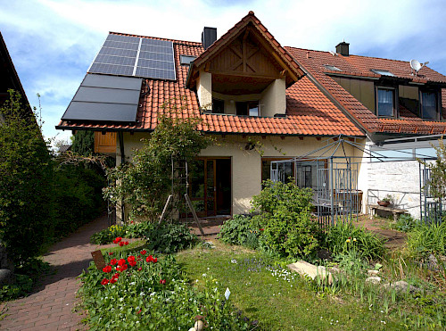 Familiäres Wohnen mit Wohlfühlfaktor! Charmantes Raumwunder in Zentrumsnähe - Bild 4888396