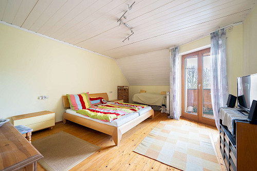 Familiäres Wohnen mit Wohlfühlfaktor! Charmantes Raumwunder in Zentrumsnähe - Bild 4888396