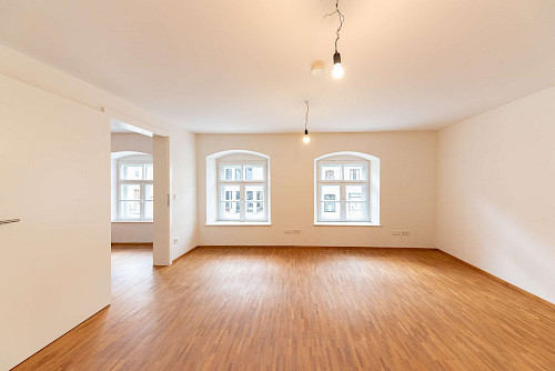 Mittendrin! Moderne Büro- / Praxisfläche mit gehobener Ausstattung in der Freisinger Altstadt - Bild 4952290