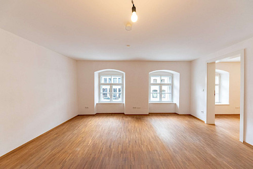 Mittendrin! Moderne Büro- / Praxisfläche mit gehobener Ausstattung in der Freisinger Altstadt - Bild 4952290