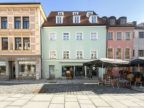 Mittendrin! Moderne Büro- / Praxisfläche mit gehobener Ausstattung in der Freisinger Altstadt - Bild 4952290
