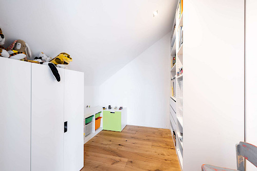 Familiäres Stadtdomizil am Moniberg! Stilvolle 3,5-Zimmer-Dachterrassen-Maisonette-Wohnung - Bild 4767317