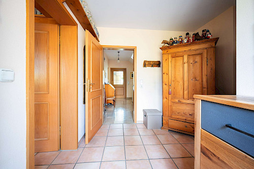 Ruhig und gediegen! Gepflegte Doppelhaushälfte auf schönem Grundstück - Bild 4532110