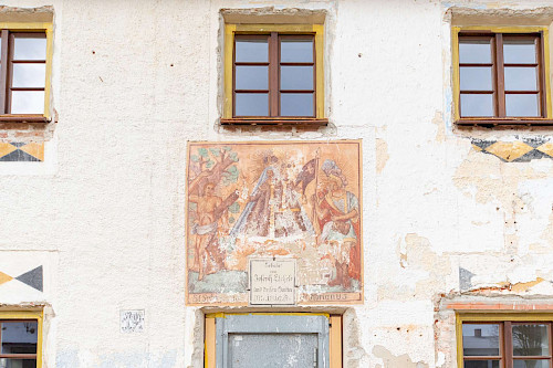 Altbau zum Verlieben! Dachgeschosswohnung mit Loggia zum Erstbezug nach denkmalgerechter Sanierung - Bild 4918357