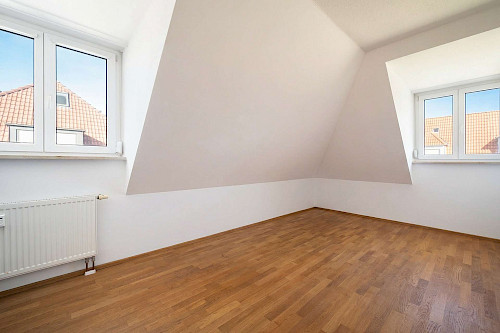 Dachgeschoss, Galerie, Terrasse, Lift! Vermietete 2,5-Zimmer-Maisonette-Wohnung in Bestlage - Bild 5040932