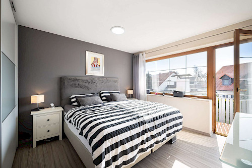 Überraschend unkonventionell! Sehr gepflegte, großzügige Doppelhaushälfte in bester Familienlage - Bild 5129602