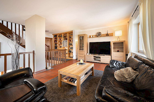 Überraschend unkonventionell! Sehr gepflegte, großzügige Doppelhaushälfte in bester Familienlage - Bild 5129602