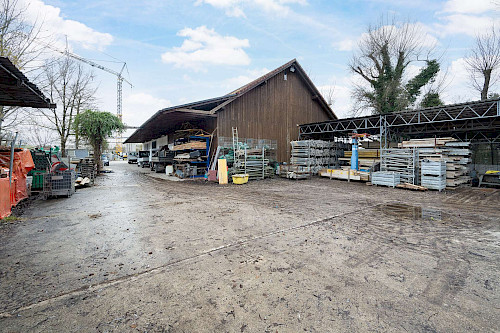 Bestens geeignet für Handwerksbetriebe! Firmengelände mit Bürogebäude und Lagerflächen. - Bild 5025500