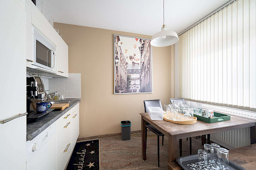 Bestens geeignet für Handwerksbetriebe! Firmengelände mit Bürogebäude und Lagerflächen. - Bild 5025500