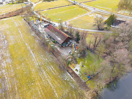 Bestens geeignet für Handwerksbetriebe! Firmengelände mit Bürogebäude und Lagerflächen. - Bild 5025500
