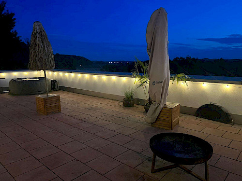 Zu vermieten! Außergewöhnliches Einfamilienhaus mit atemberaubendem Ausblick - Bild 5140084