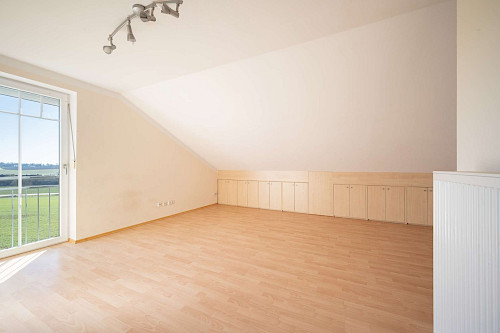 Perfekt für die junge Familie! Familienfreundliches Reiheneckhaus in idealer Ortsrandlage - Bild 5141225