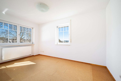 Perfekt für die junge Familie! Familienfreundliches Reiheneckhaus in idealer Ortsrandlage - Bild 5141225