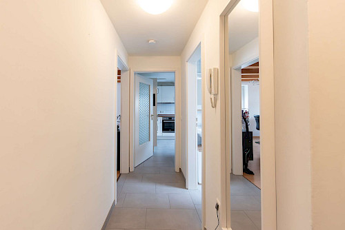 Zu vermieten! Schöne Zwei-Zimmer-Dachgeschosswohnung in verkehrsberuhigter Lage - Bild 5122892