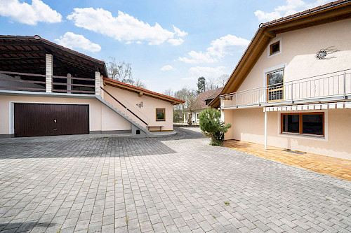 Vielseitig! Gepflegtes, älteres Einfamilienhaus mit viel Platz - Bild 5257036