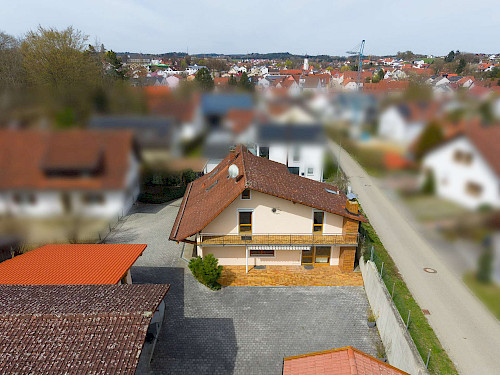 Vielseitig! Gepflegtes, älteres Einfamilienhaus mit viel Platz - Bild 5257036