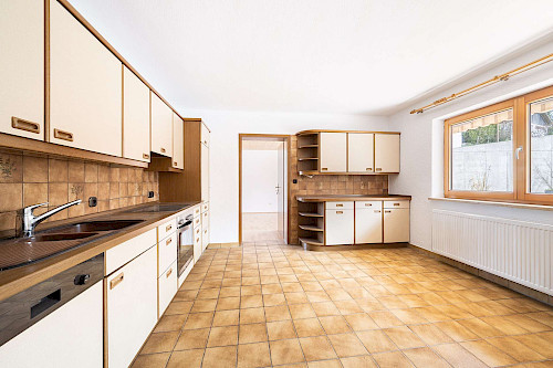 Vielseitig! Gepflegtes, älteres Einfamilienhaus mit viel Platz - Bild 5257036