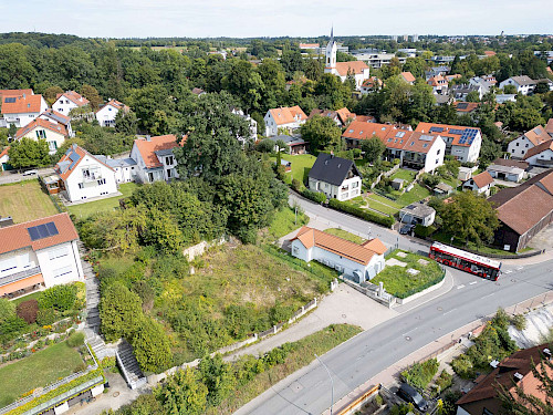 Seltene Gelegenheit! Schönes Baugrundstück mit genehmigtem Vorbescheid für ein Doppelhaus - Bild 4932824